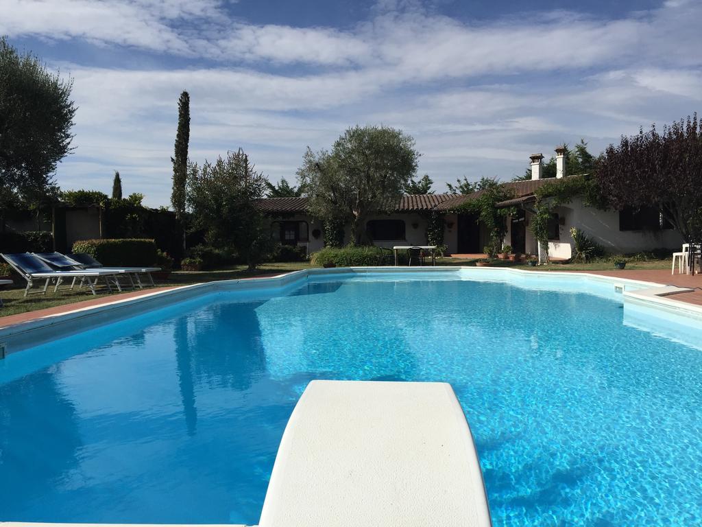 Villa Dolcevita San Costanzo Exterior foto