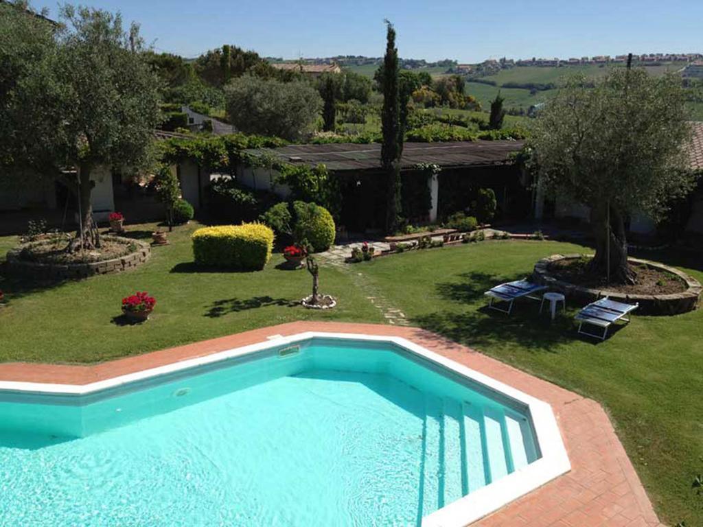 Villa Dolcevita San Costanzo Exterior foto